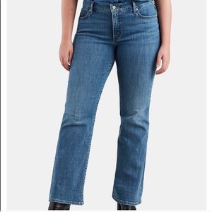 🎉 SOLD !!!!415 CLASSIC BOOT CUT WOMEN'S JEANS 👖 🎉